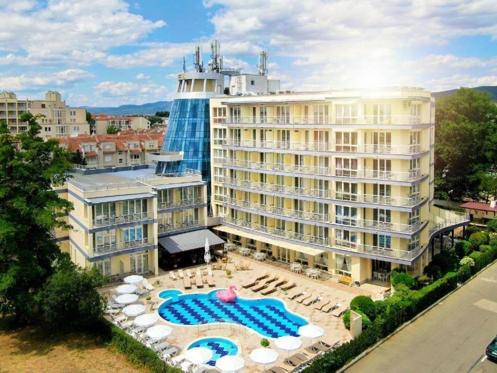 Sol E Mar Aparthotel Pantai Sunny Bagian luar foto